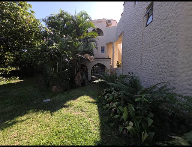 3 BEDROOM APARTMENT FOR SALE IN UMHLANGA CENTRAL